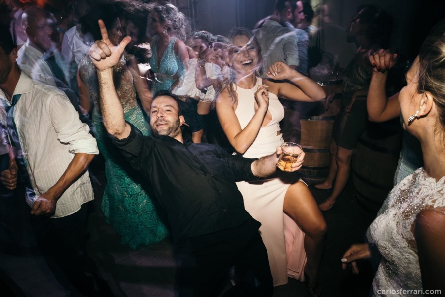 carlosferrari-fotografia-casamento-aliara-e-giba-vinicola-lovara-bento-goncalves-serragaucha-fotosdiferentes-espontaneas_116