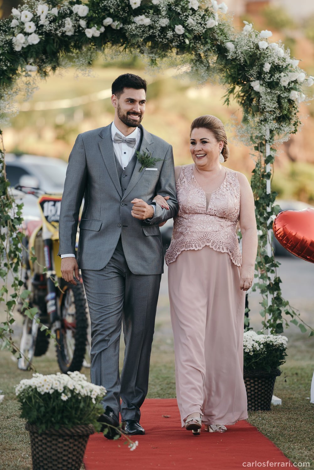 carlosferrari-fotografia-casamento-aliara-e-giba-vinicola-lovara-bento-goncalves-serragaucha-fotosdiferentes-espontaneas_49