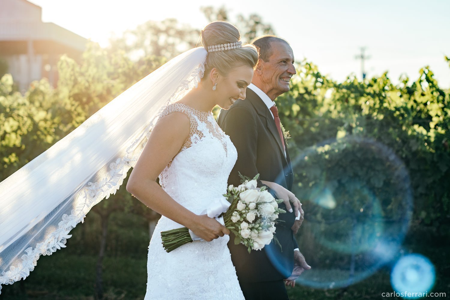 carlosferrari-fotografia-casamento-aliara-e-giba-vinicola-lovara-bento-goncalves-serragaucha-fotosdiferentes-espontaneas_55