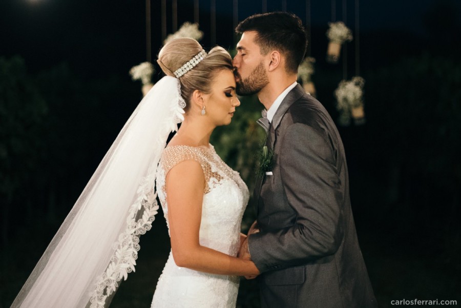 carlosferrari-fotografia-casamento-aliara-e-giba-vinicola-lovara-bento-goncalves-serragaucha-fotosdiferentes-espontaneas_86