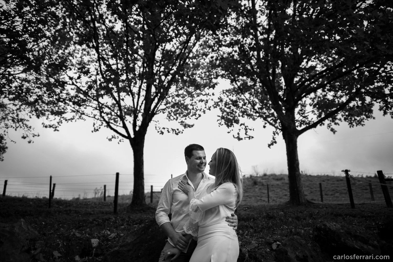 carlosferrari-fotografia-precasamento-andreiaejoelcio-cabanha-cavalos-fotosdiferentes-espontaneas_21