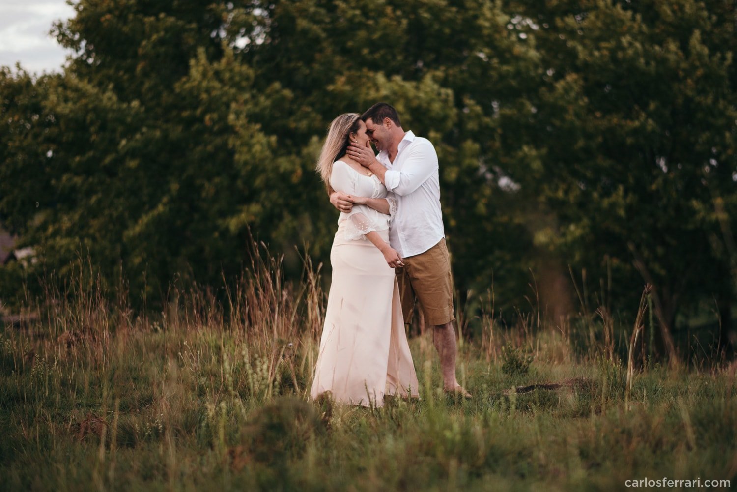 carlosferrari-fotografia-precasamento-andreiaejoelcio-cabanha-cavalos-fotosdiferentes-espontaneas_28