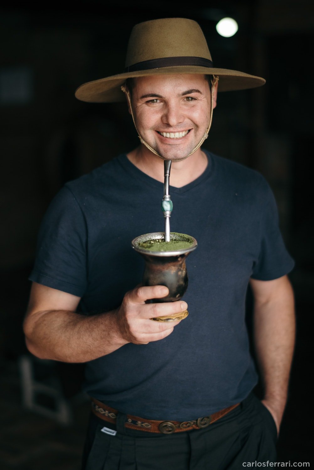 carlosferrari-fotografia-precasamento-andreiaejoelcio-cabanha-cavalos-fotosdiferentes-espontaneas_3