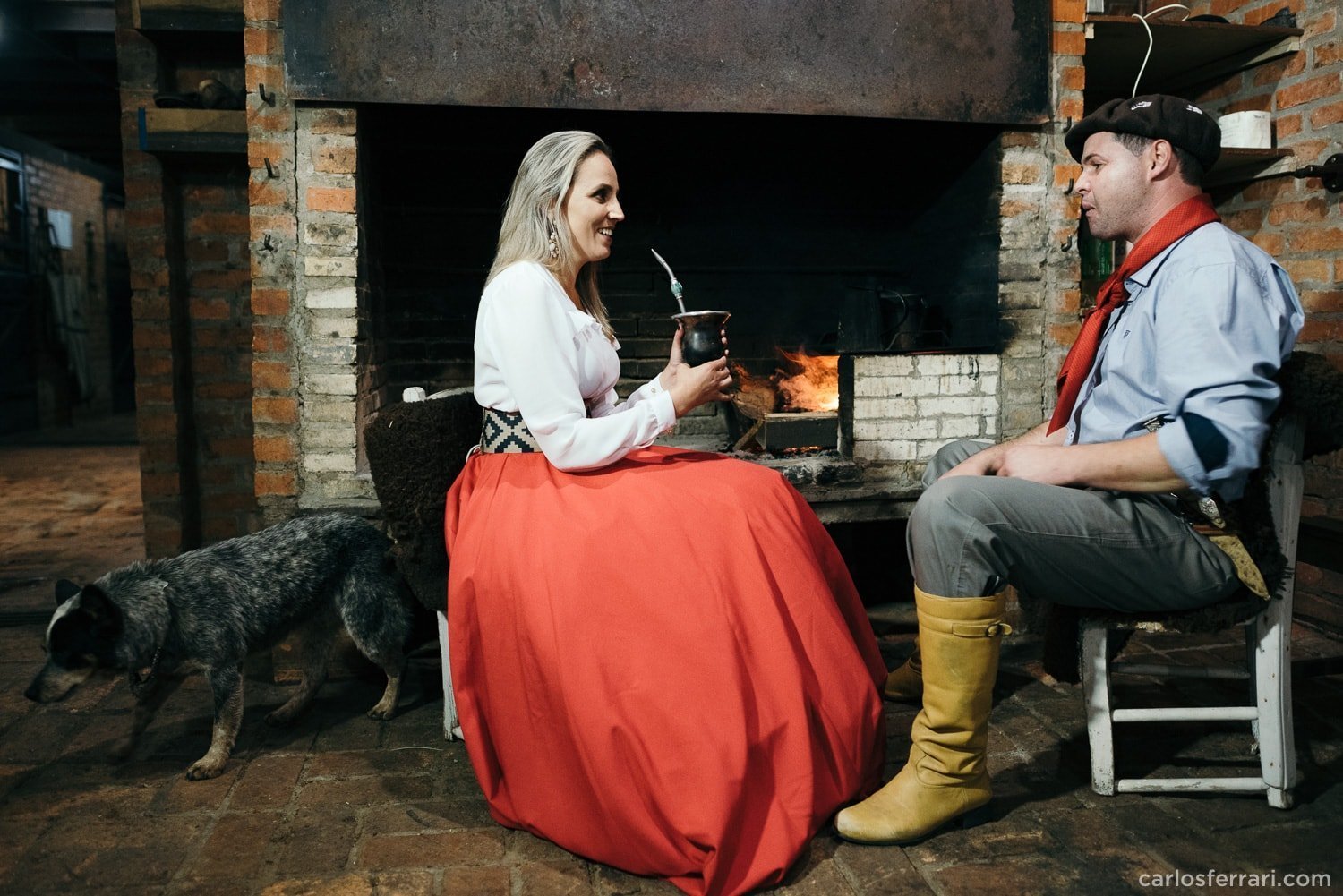 carlosferrari-fotografia-precasamento-andreiaejoelcio-cabanha-cavalos-fotosdiferentes-espontaneas_31