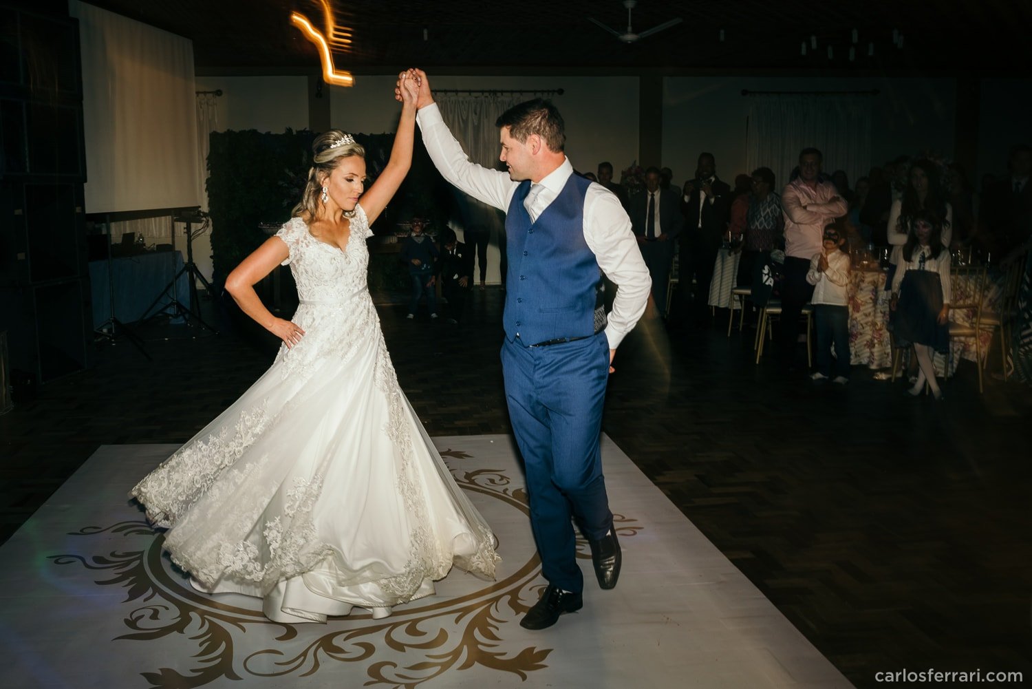 carlosferrari-fotografia-casamento-carlosbarbosa-andreiaejoelcio-fotosdiferentes-espontaneas_076