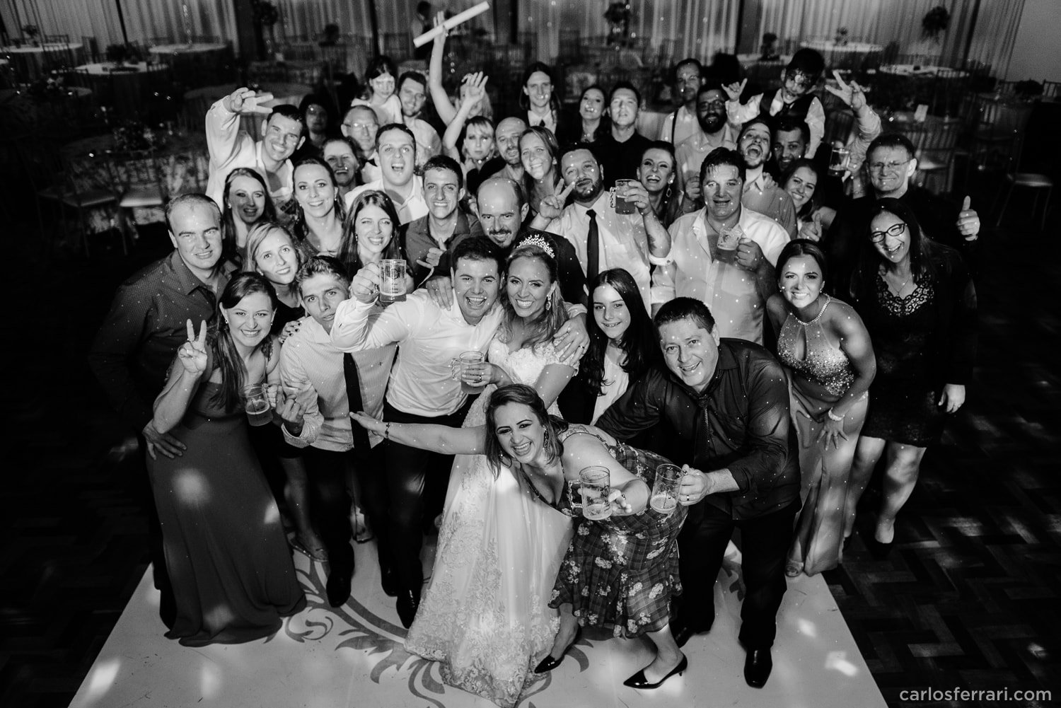 carlosferrari-fotografia-casamento-carlosbarbosa-andreiaejoelcio-fotosdiferentes-espontaneas_099