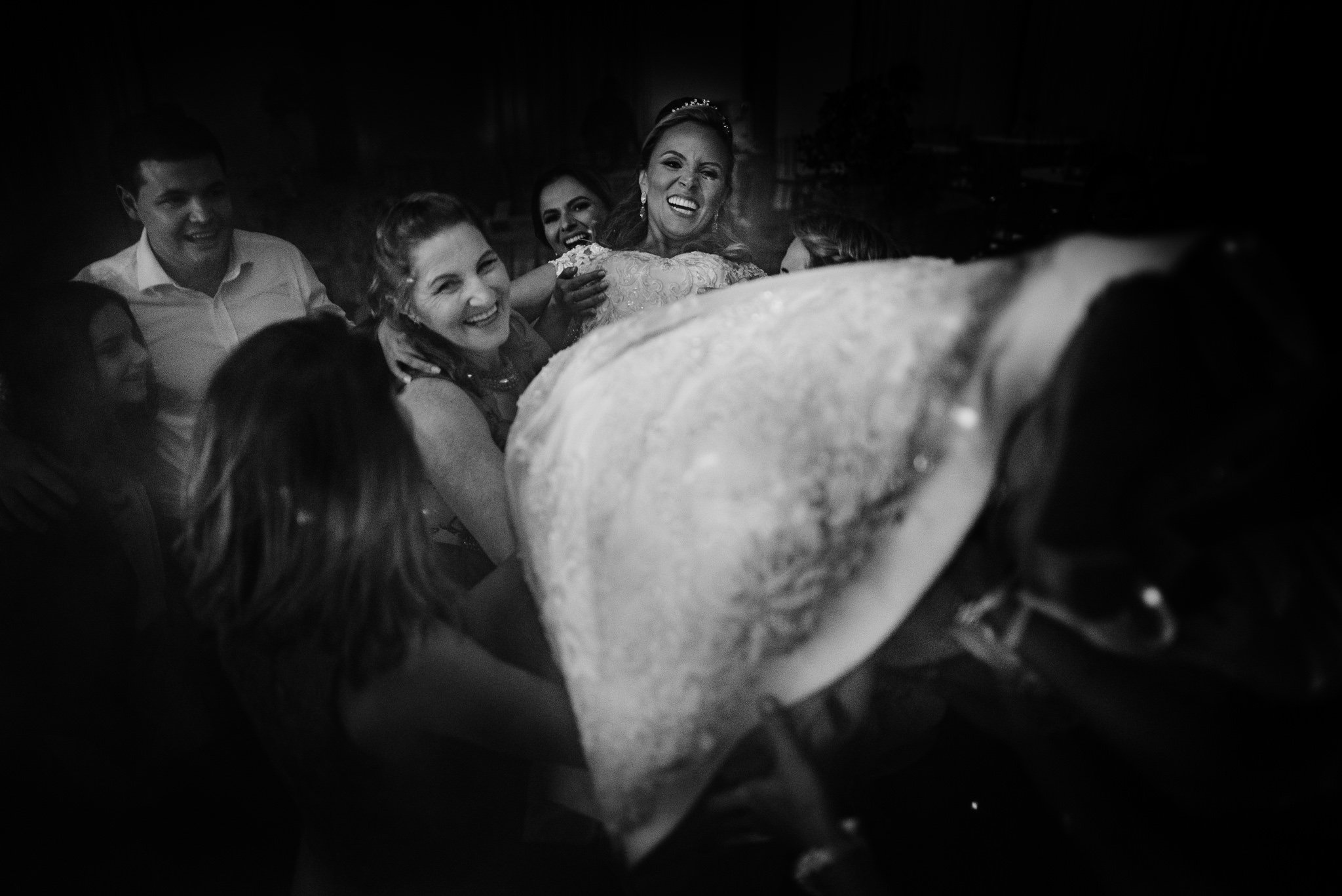 carlosferrari-fotografia-casamento-carlosbarbosa-ctg-andreiaejoelcio-fotosdiferentes-espontaneas_069