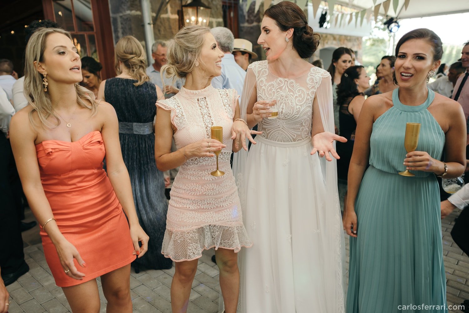 carlosferrari-fotografia-casamento-villamatuella-garibaldi-crisealan-fotosdiferentes-espontaneas_104