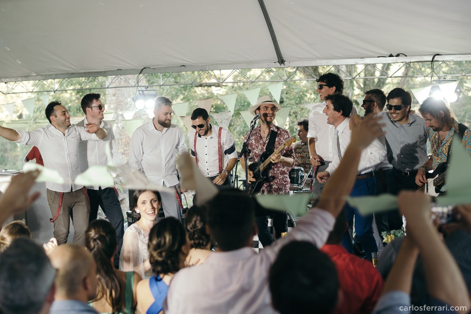 carlosferrari-fotografia-casamento-villamatuella-garibaldi-crisealan-fotosdiferentes-espontaneas_112