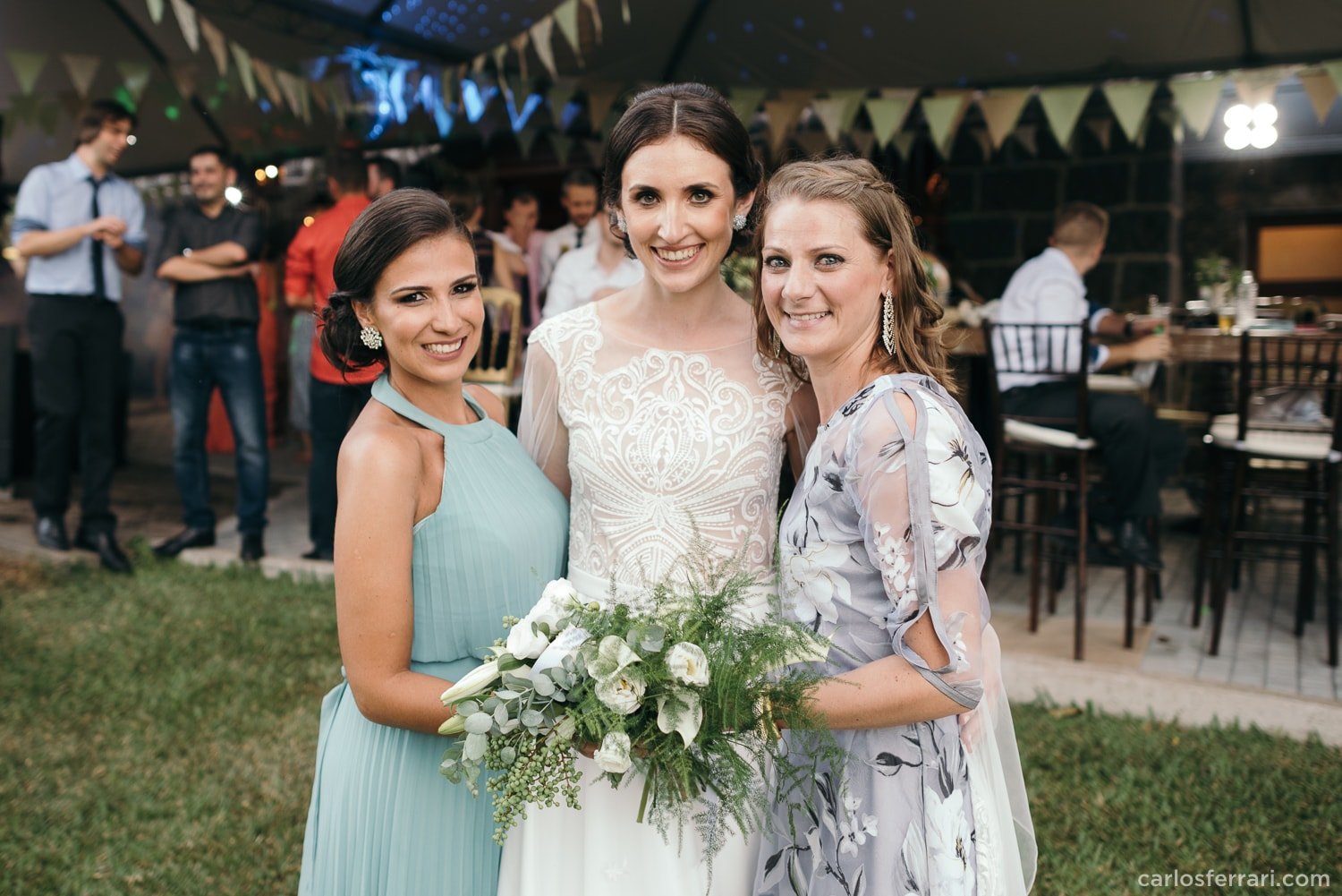 carlosferrari-fotografia-casamento-villamatuella-garibaldi-crisealan-fotosdiferentes-espontaneas_118