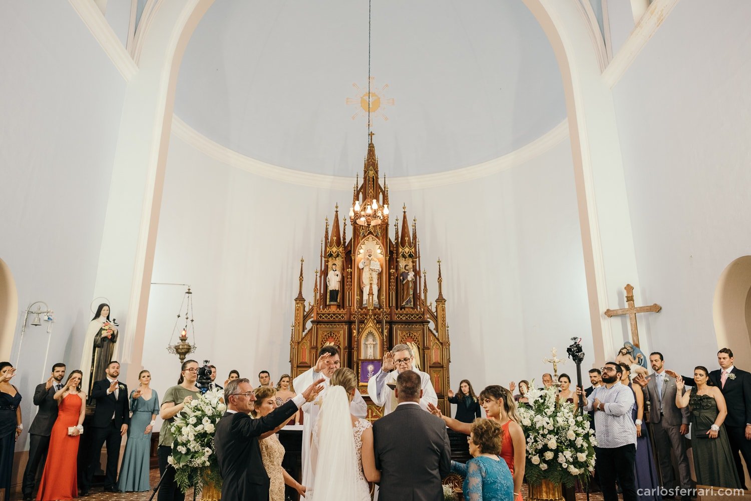carlosferrari-fotografia-casamento-vinicola-donguerino-altofeliz-alineemarcos-fotosdiferentes-espontaneas_038