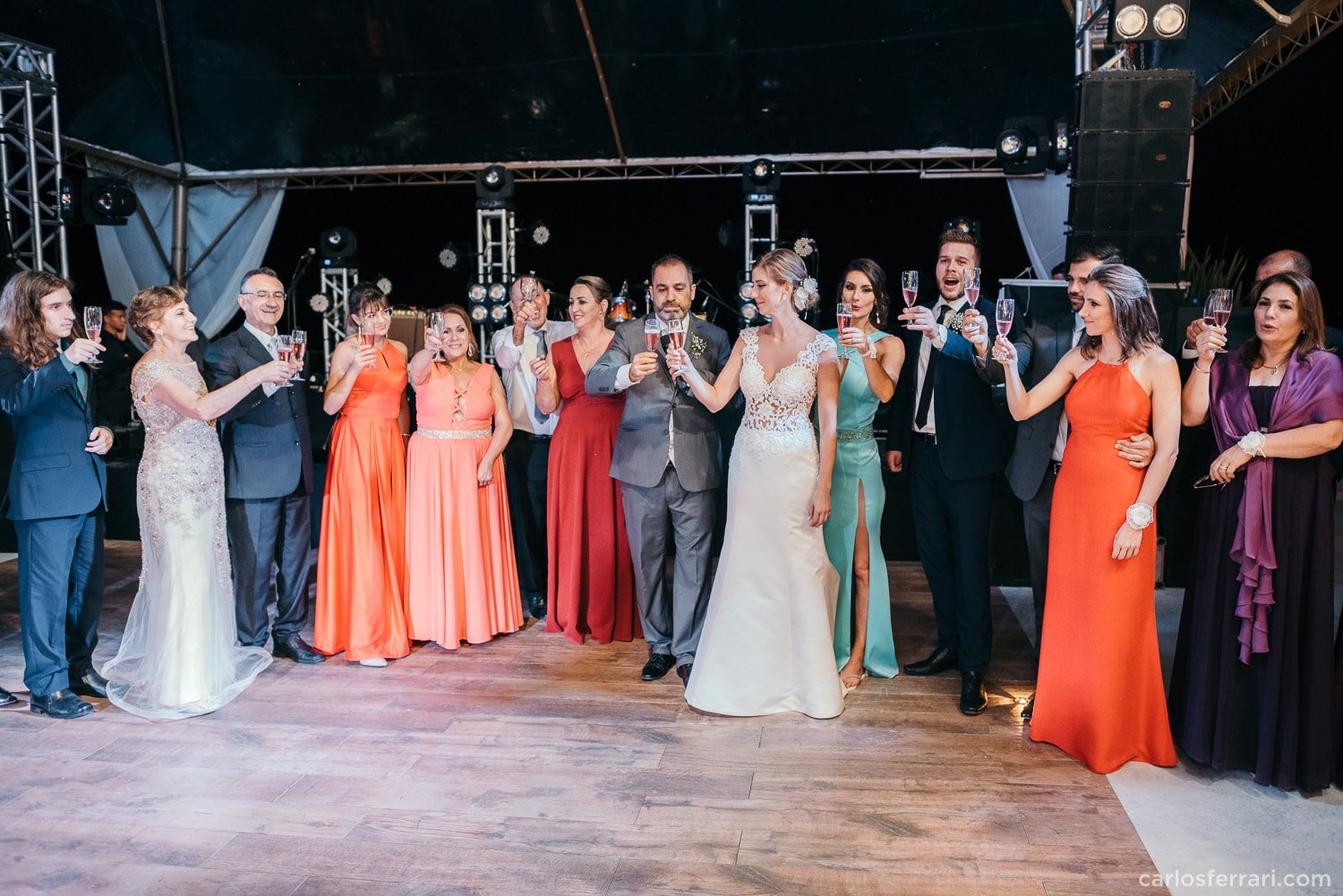 carlosferrari-fotografia-casamento-vinicola-donguerino-altofeliz-alineemarcos-fotosdiferentes-espontaneas_069