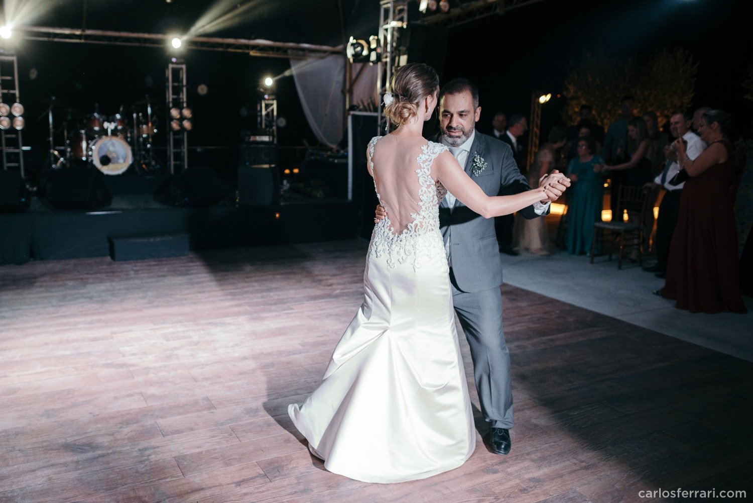 carlosferrari-fotografia-casamento-vinicola-donguerino-altofeliz-alineemarcos-fotosdiferentes-espontaneas_073