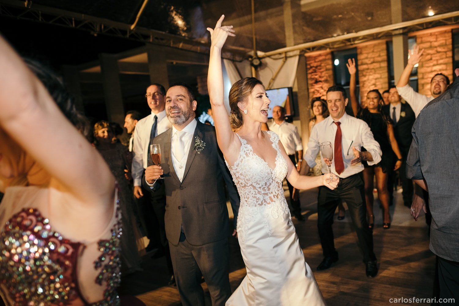 carlosferrari-fotografia-casamento-vinicola-donguerino-altofeliz-alineemarcos-fotosdiferentes-espontaneas_081