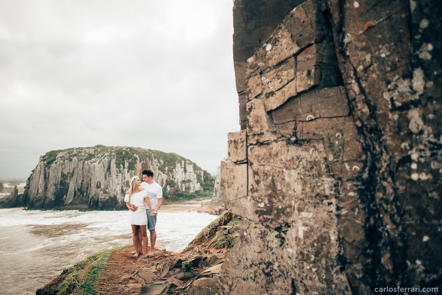 carlosferrari-fotografia-ensaio-arlivre-praiadaguaritatorres-thayserafa-fotosdiferentes-espontaneas__022