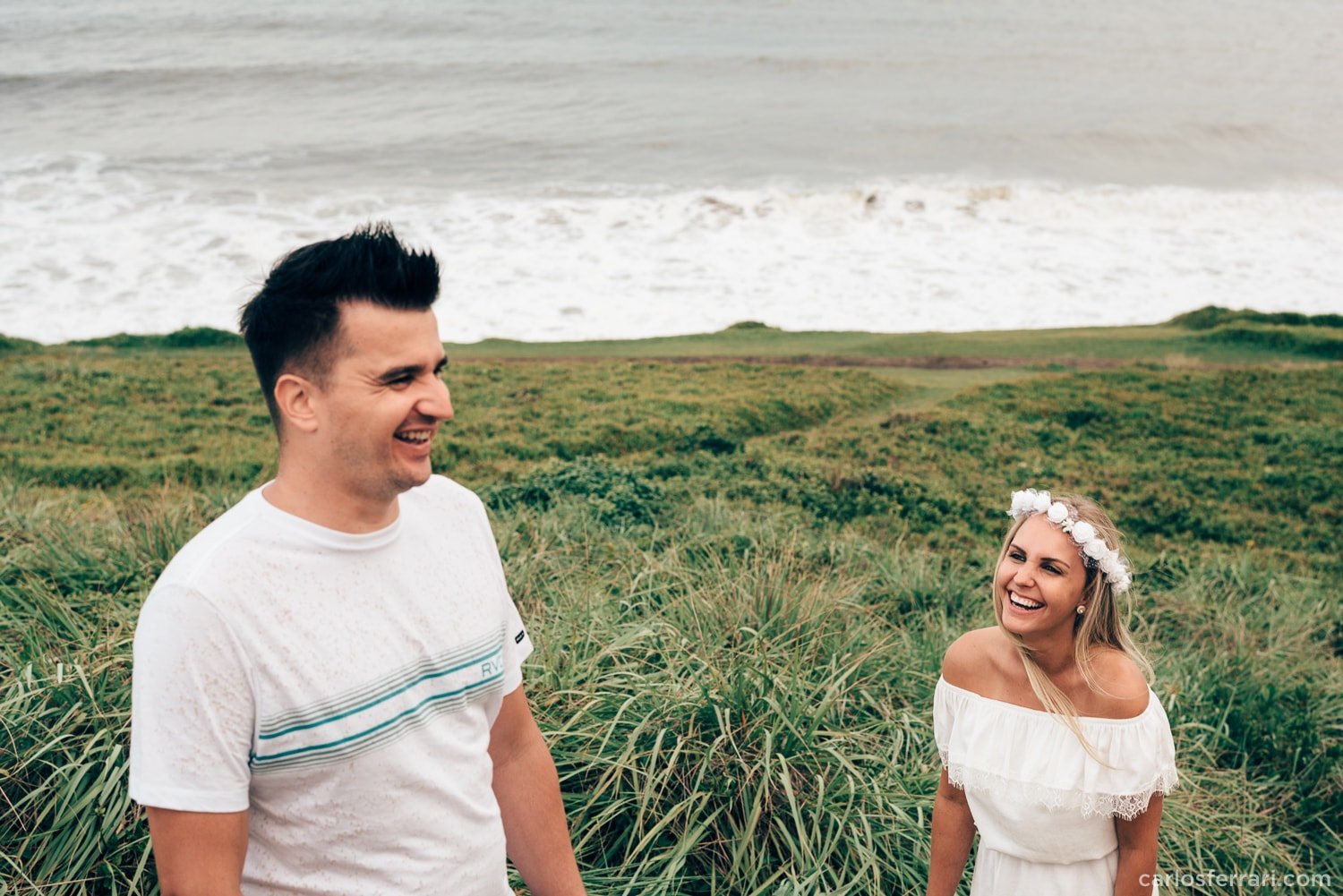 carlosferrari-fotografia-ensaio-arlivre-praiadaguaritatorres-thayserafa-fotosdiferentes-espontaneas__025