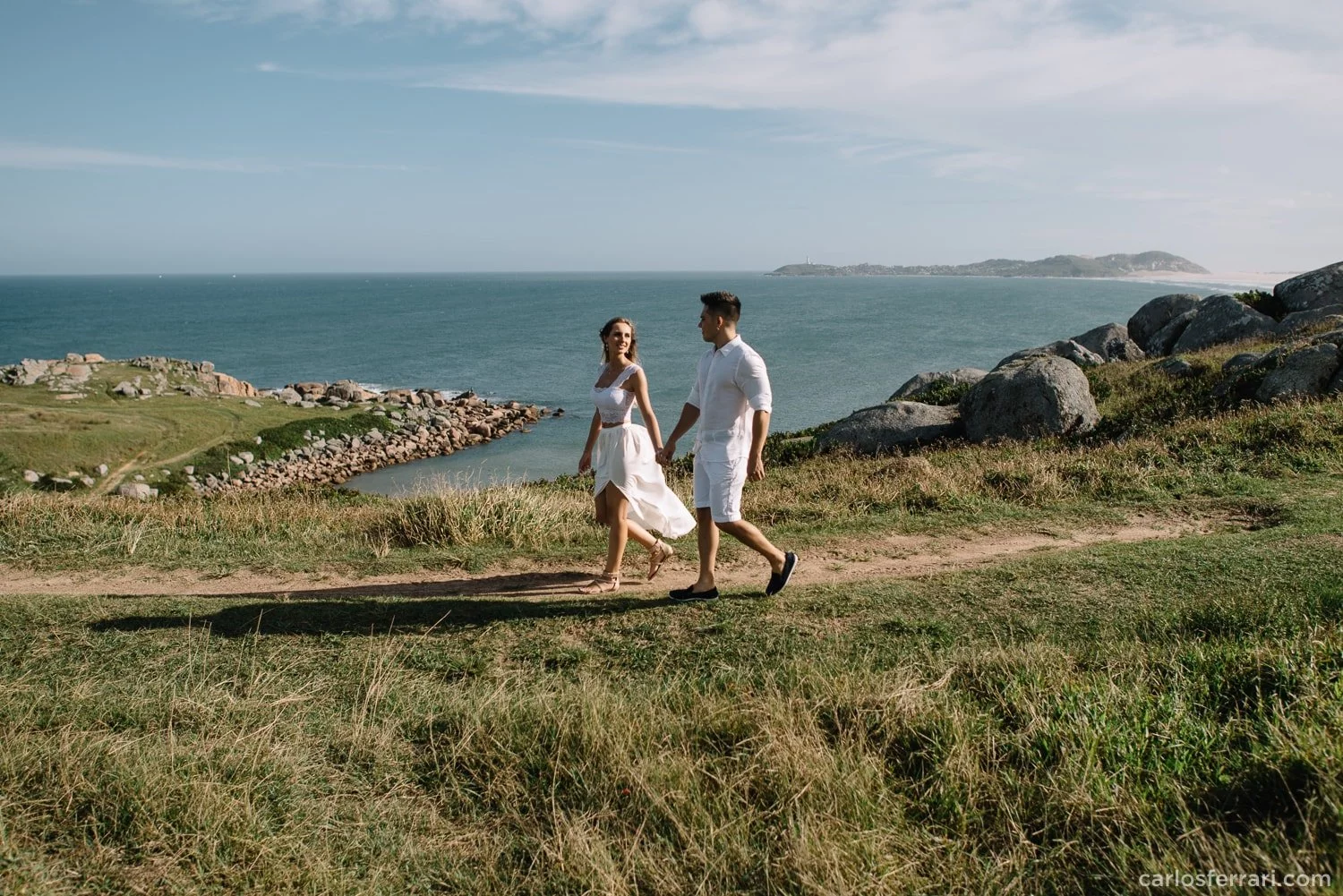 carlosferrari-fotografia-ensaio-precasamento-arlivre-santacatarina-faroldesantamarta-danieigor-fotosdiferentes-espontaneas_1