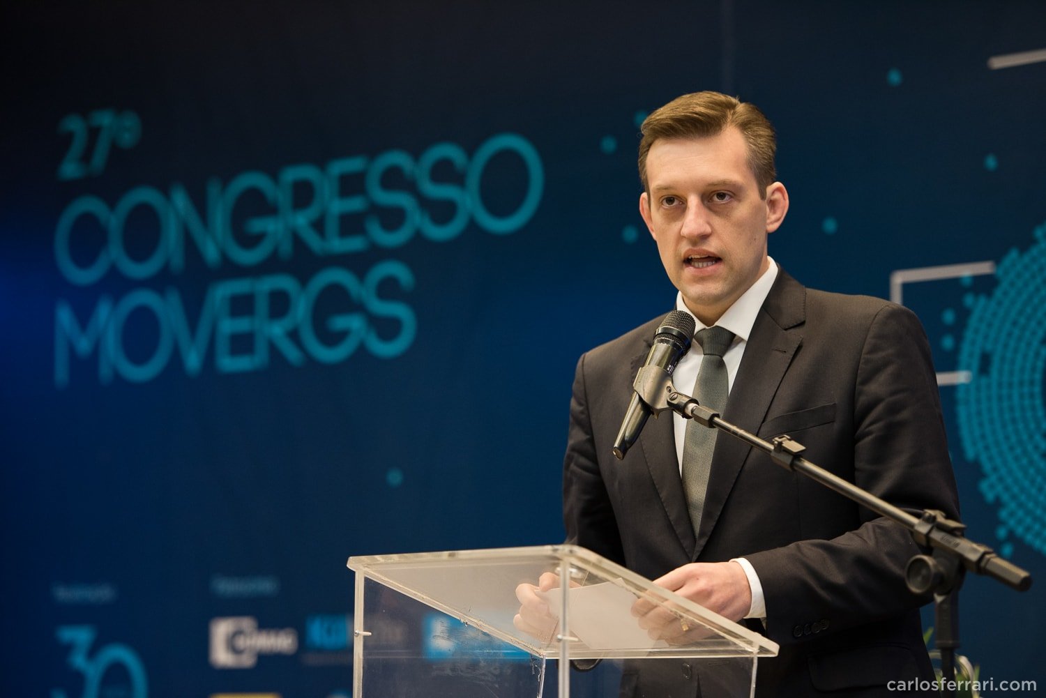 carlosferrari-fotografia-evento-corporativo-27congresso-movergs-bentogoncalves-fimma19