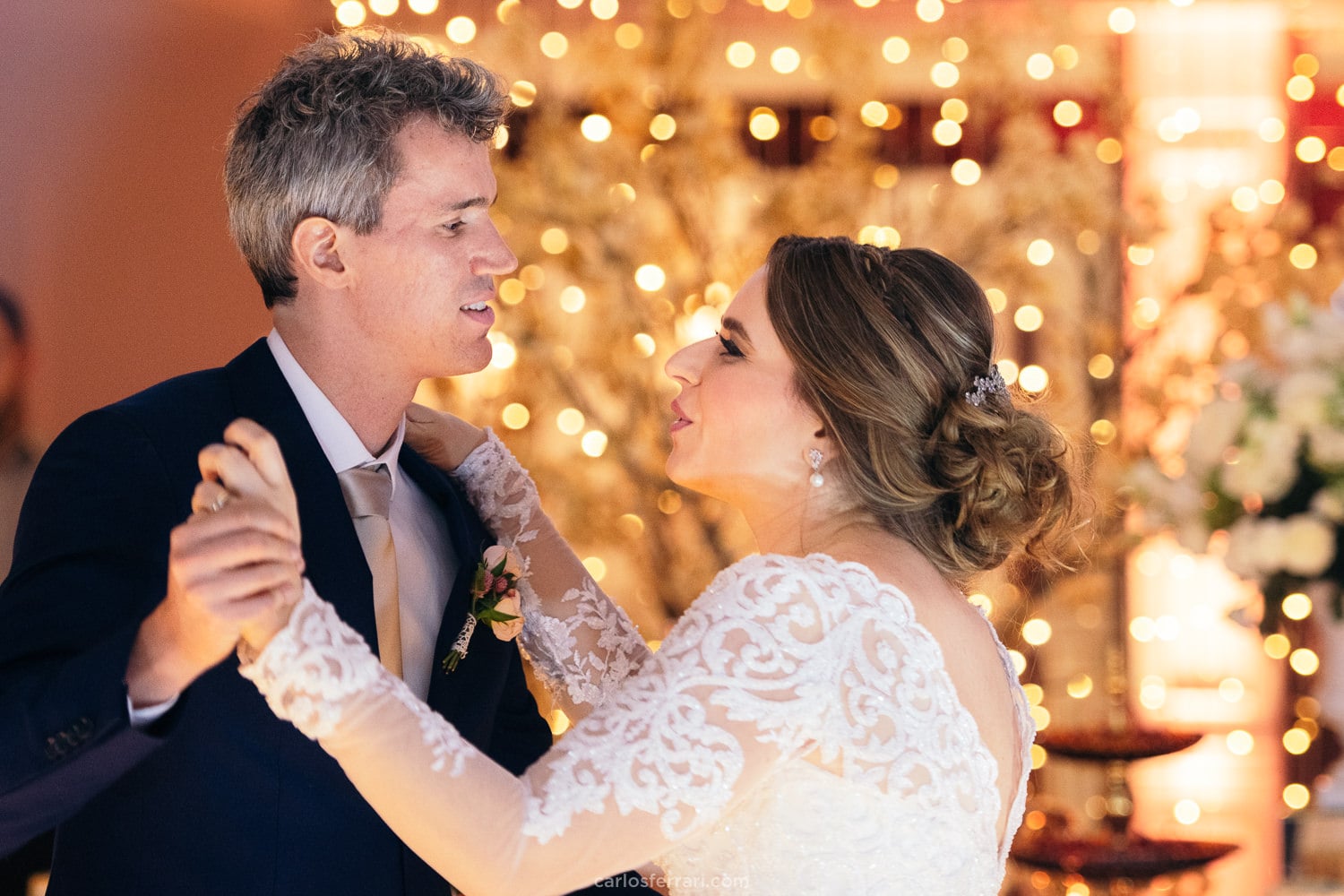 casamento-em-gramado-hotel-ritta-hopnner-case-na-serragaucha-tarsila-e-antonio-carlosferrari-fotografia_65