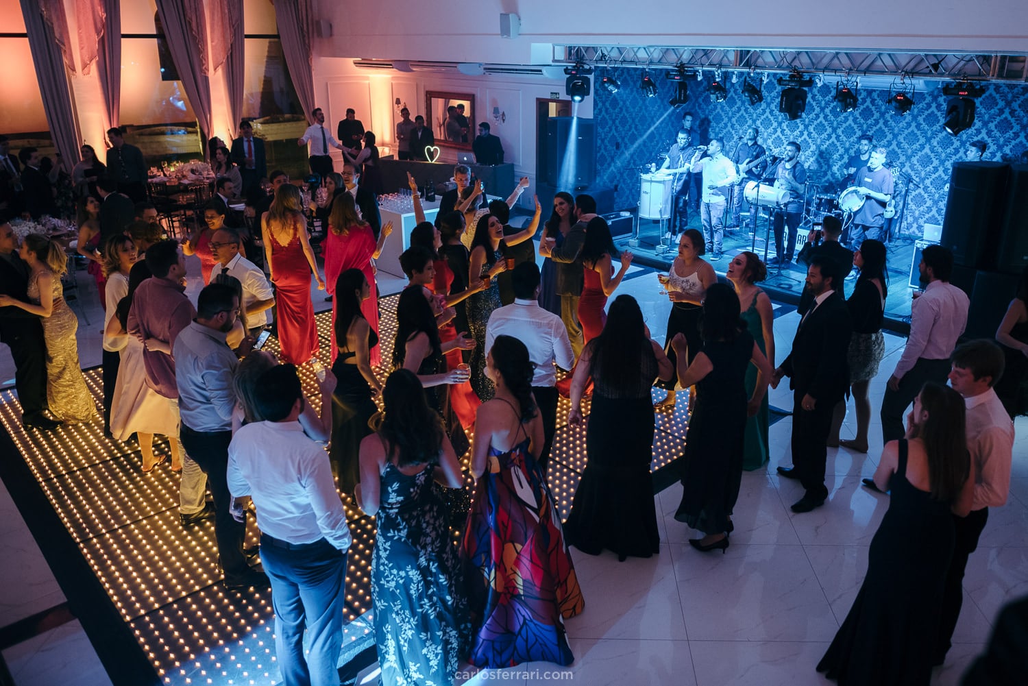 casamento-em-gramado-hotel-ritta-hopnner-case-na-serragaucha-tarsila-e-antonio-carlosferrari-fotografia_69