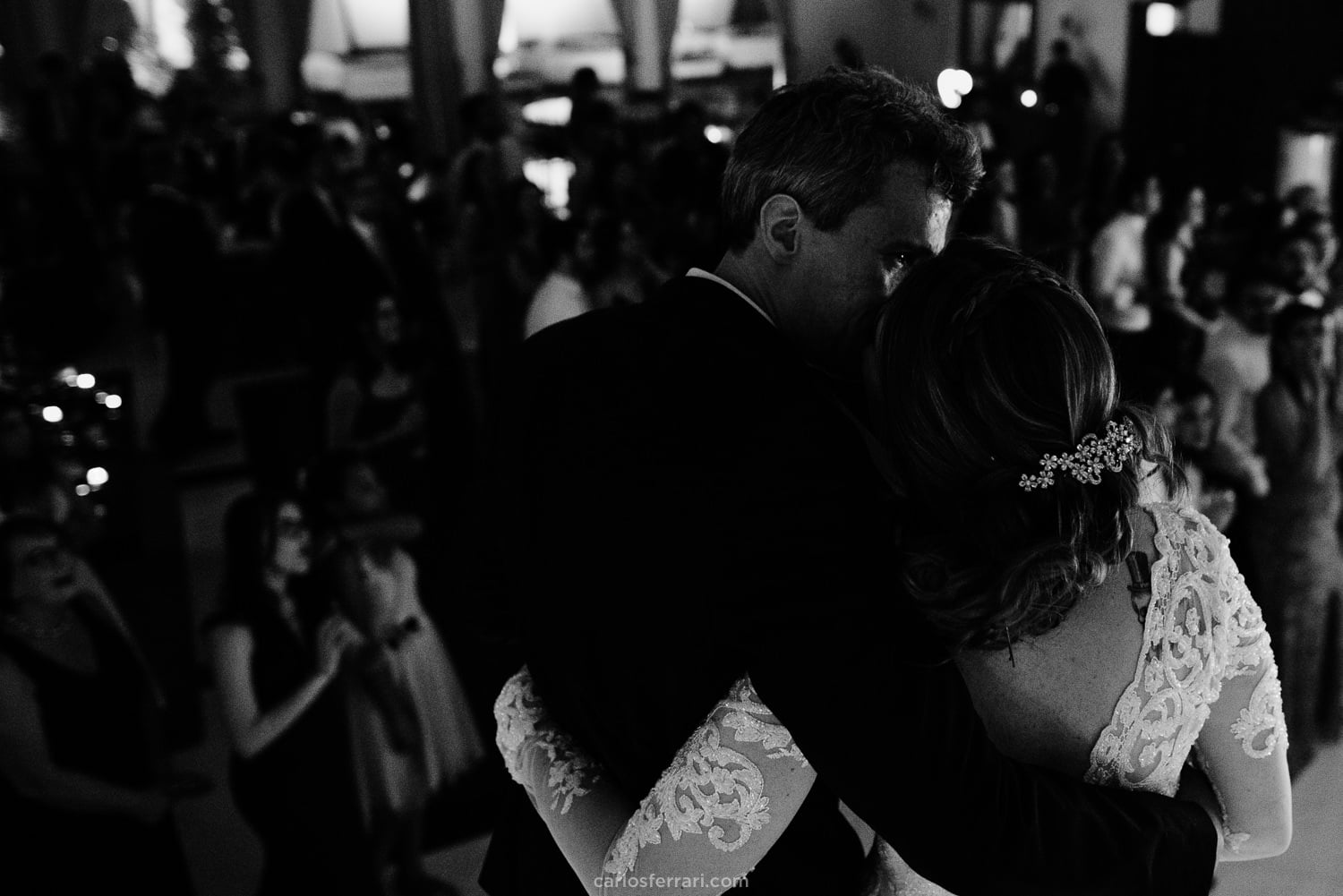 casamento-em-gramado-hotel-ritta-hopnner-case-na-serragaucha-tarsila-e-antonio-carlosferrari-fotografia_79