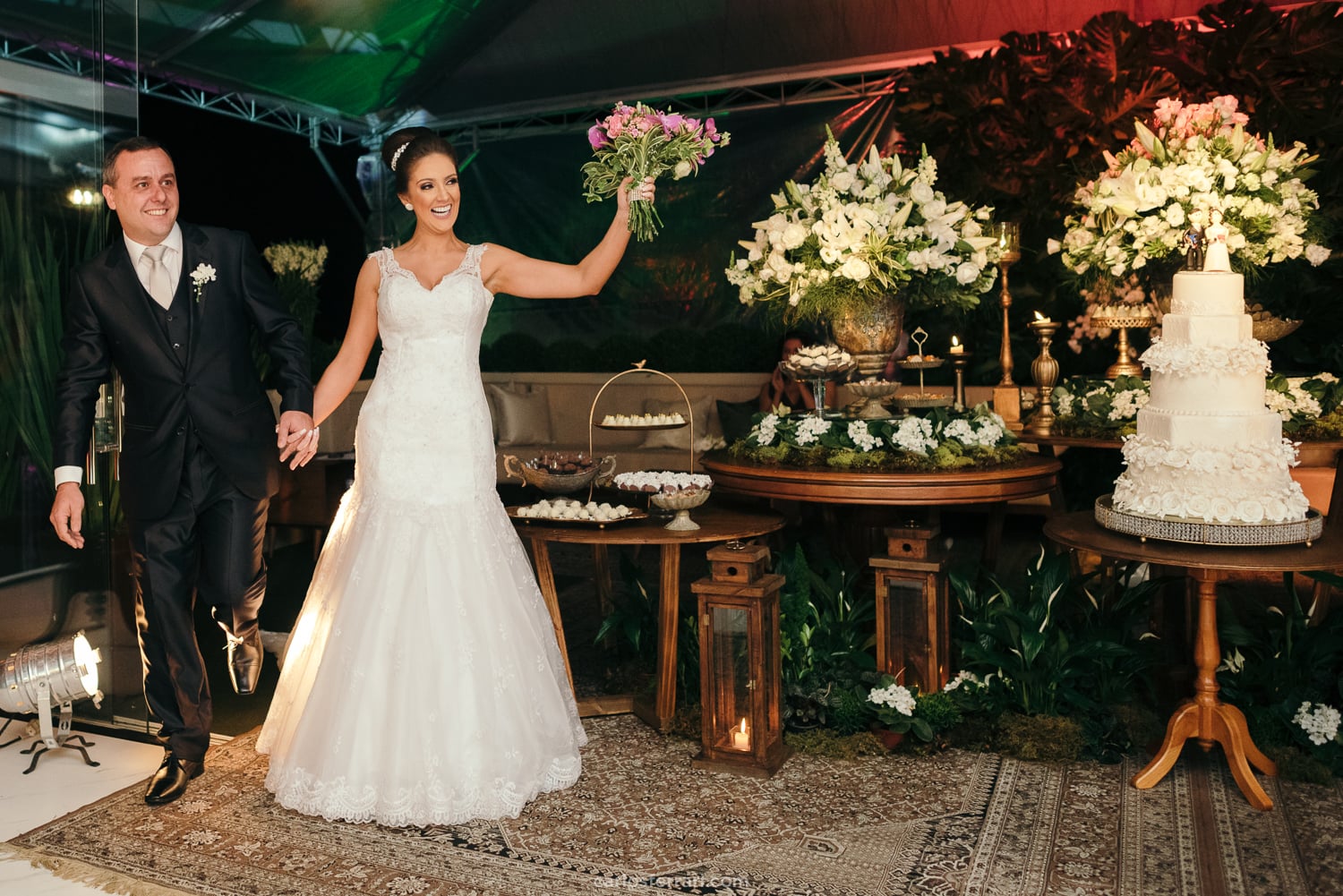 casamento-vale-dos-vinhedos-santorini-garden-bentogoncalves-serragaucha-karen-edi-carlosferrari-fotografia63