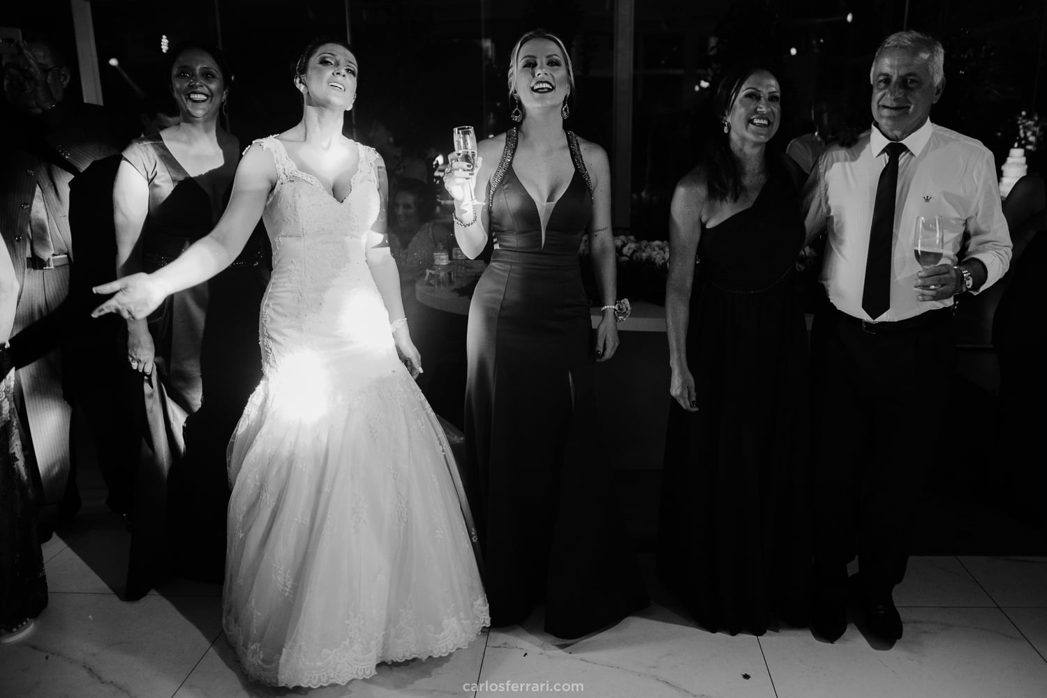 casamento-vale-dos-vinhedos-santorini-garden-bentogoncalves-serragaucha-karen-edi-carlosferrari-fotografia81