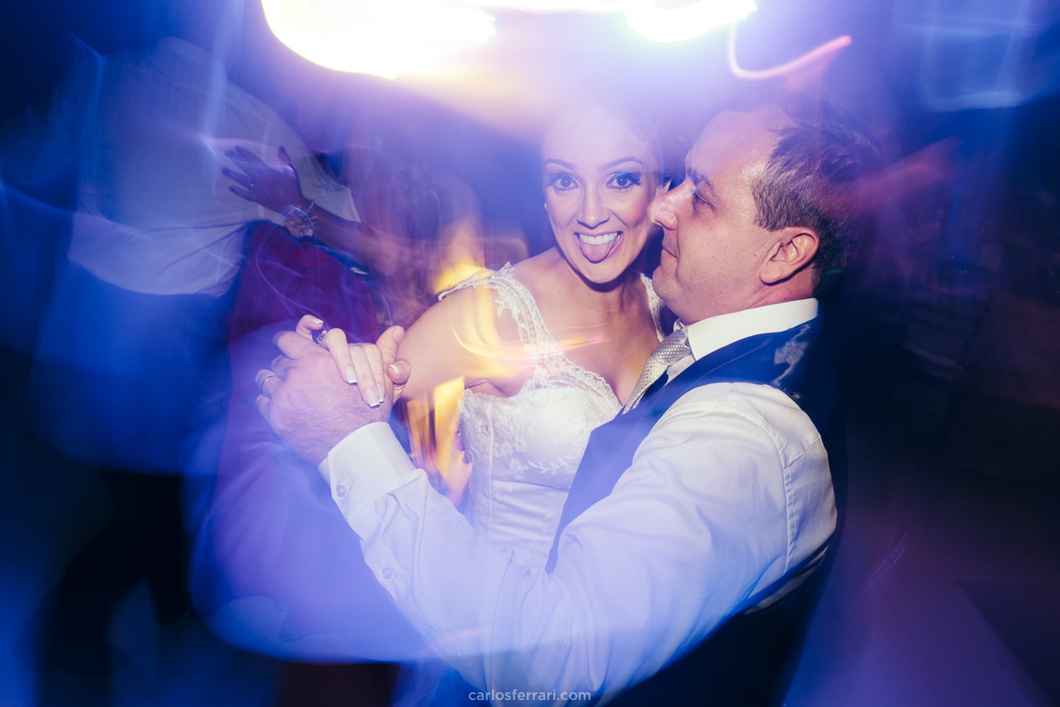 casamento-vale-dos-vinhedos-santorini-garden-bentogoncalves-serragaucha-karen-edi-carlosferrari-fotografia82