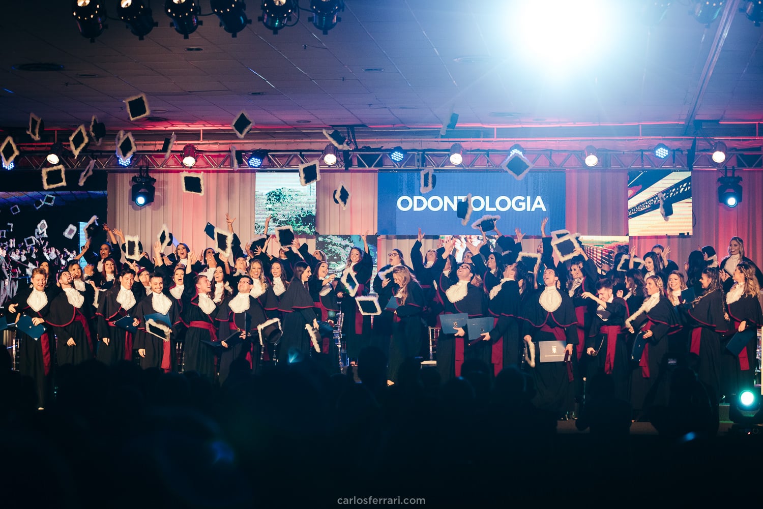 formatura-odontologia-pucrs-laiseluchese-vinicola-marco-luigi-valedosvinhedos-bentogoncalves-serragaucha_12