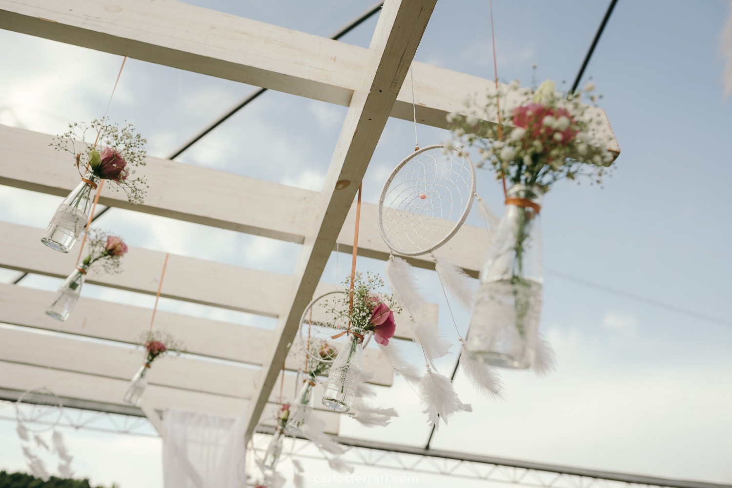 carlosferrari-fotografia-casamento-ao-ar-livre-serragaucha-brunaemateus-fotosdiferentes-espontaneas_35