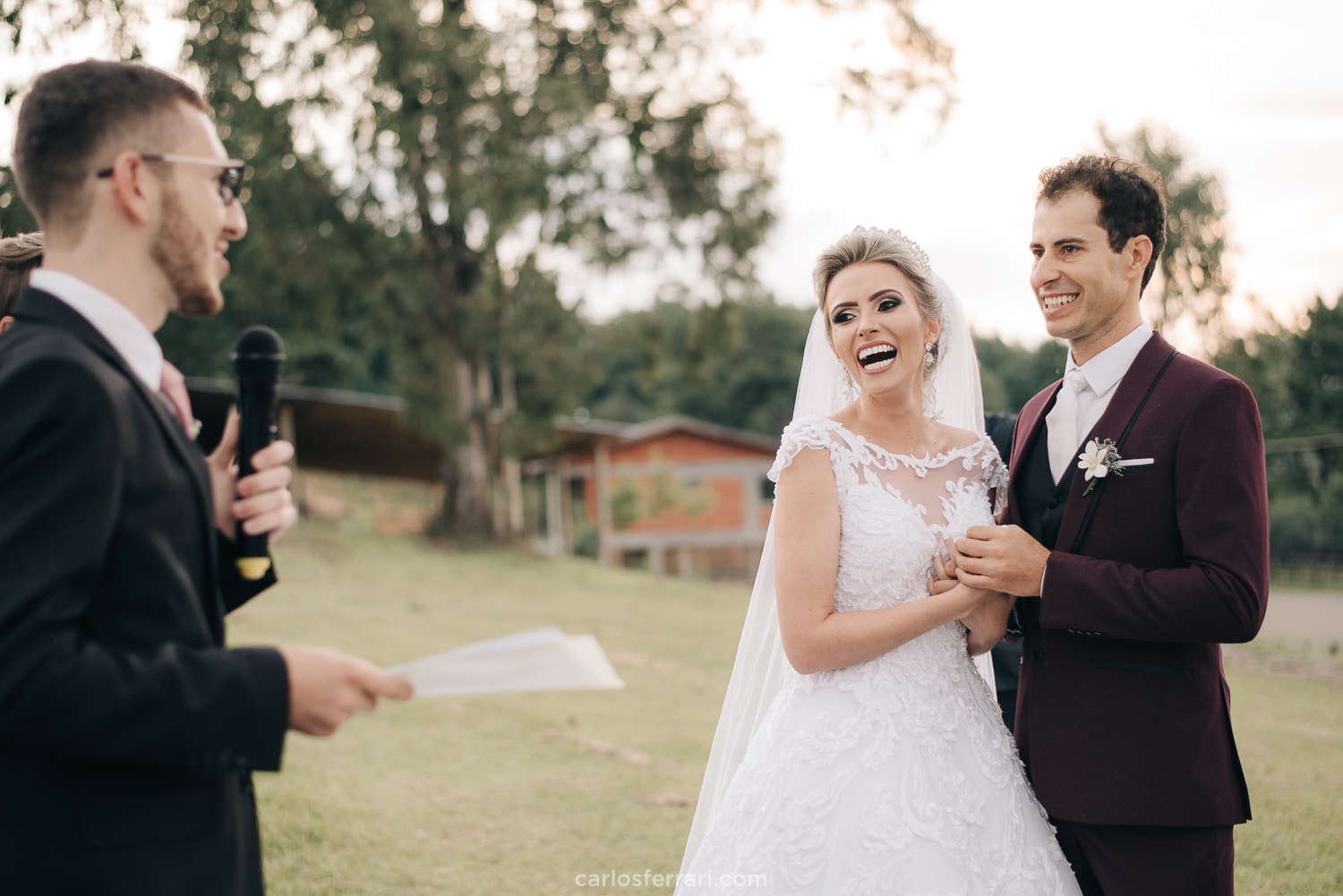 carlosferrari-fotografia-casamento-ao-ar-livre-serragaucha-brunaemateus-fotosdiferentes-espontaneas_57