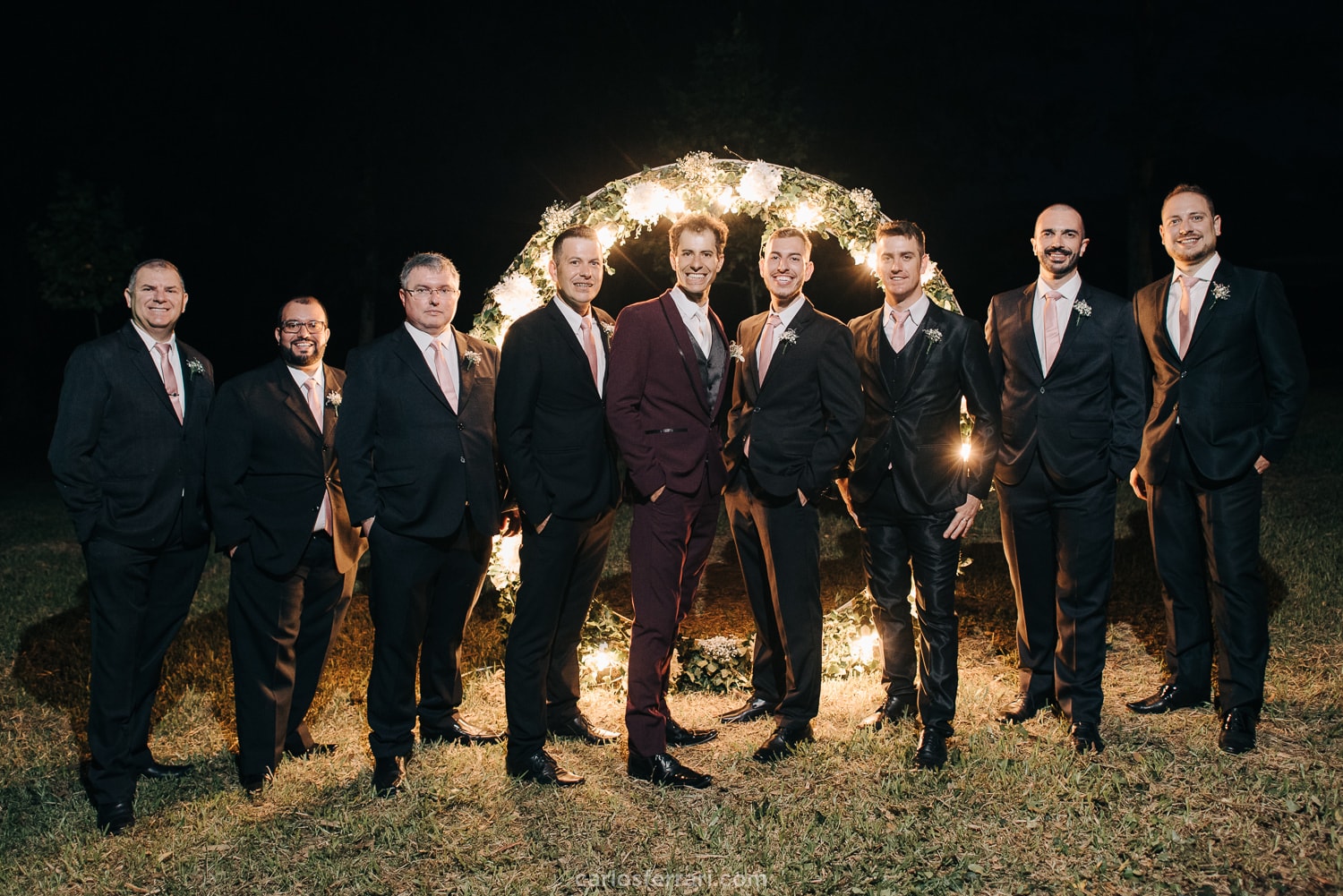 carlosferrari-fotografia-casamento-ao-ar-livre-serragaucha-brunaemateus-fotosdiferentes-espontaneas_81