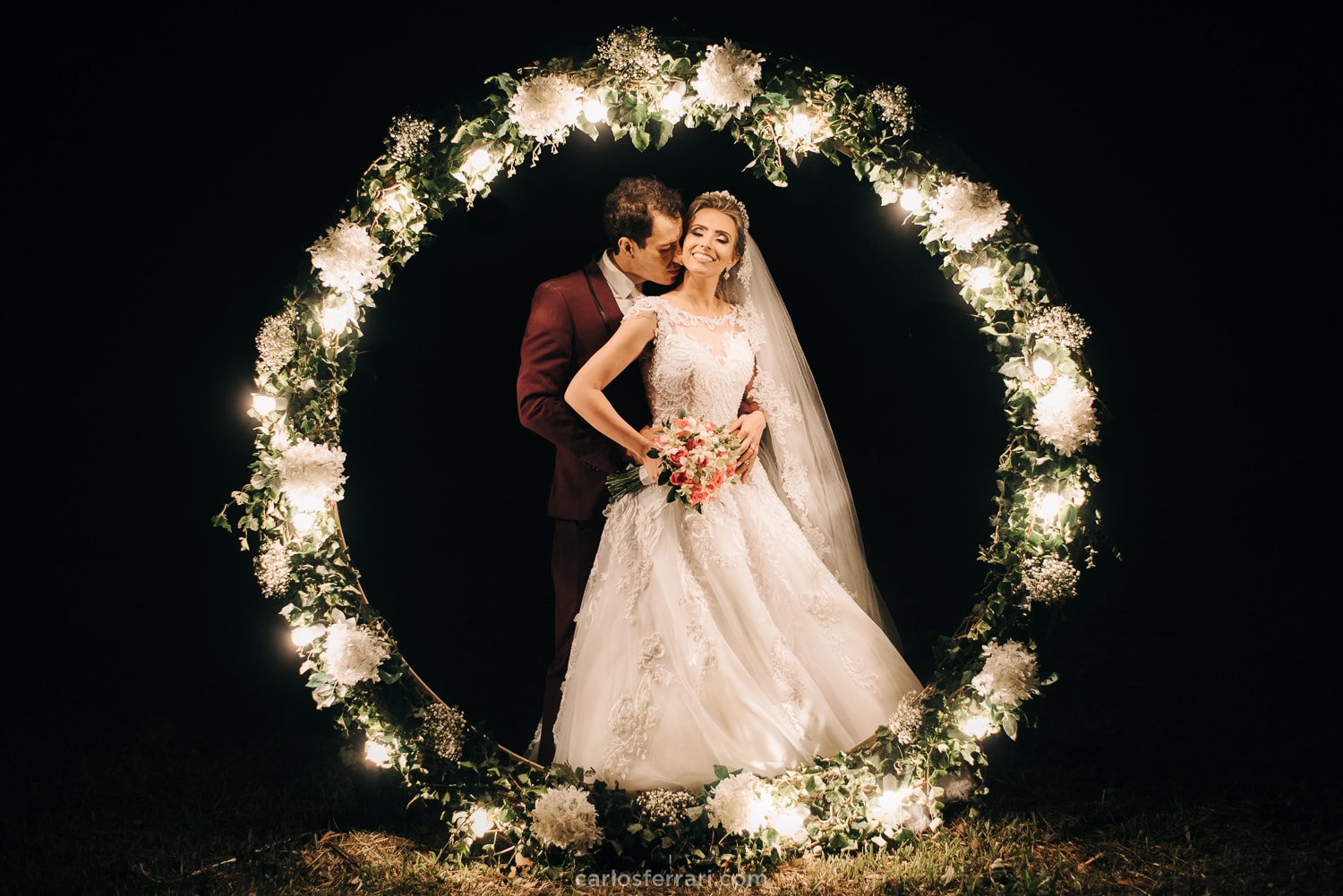 carlosferrari-fotografia-casamento-ao-ar-livre-serragaucha-brunaemateus-fotosdiferentes-espontaneas_82