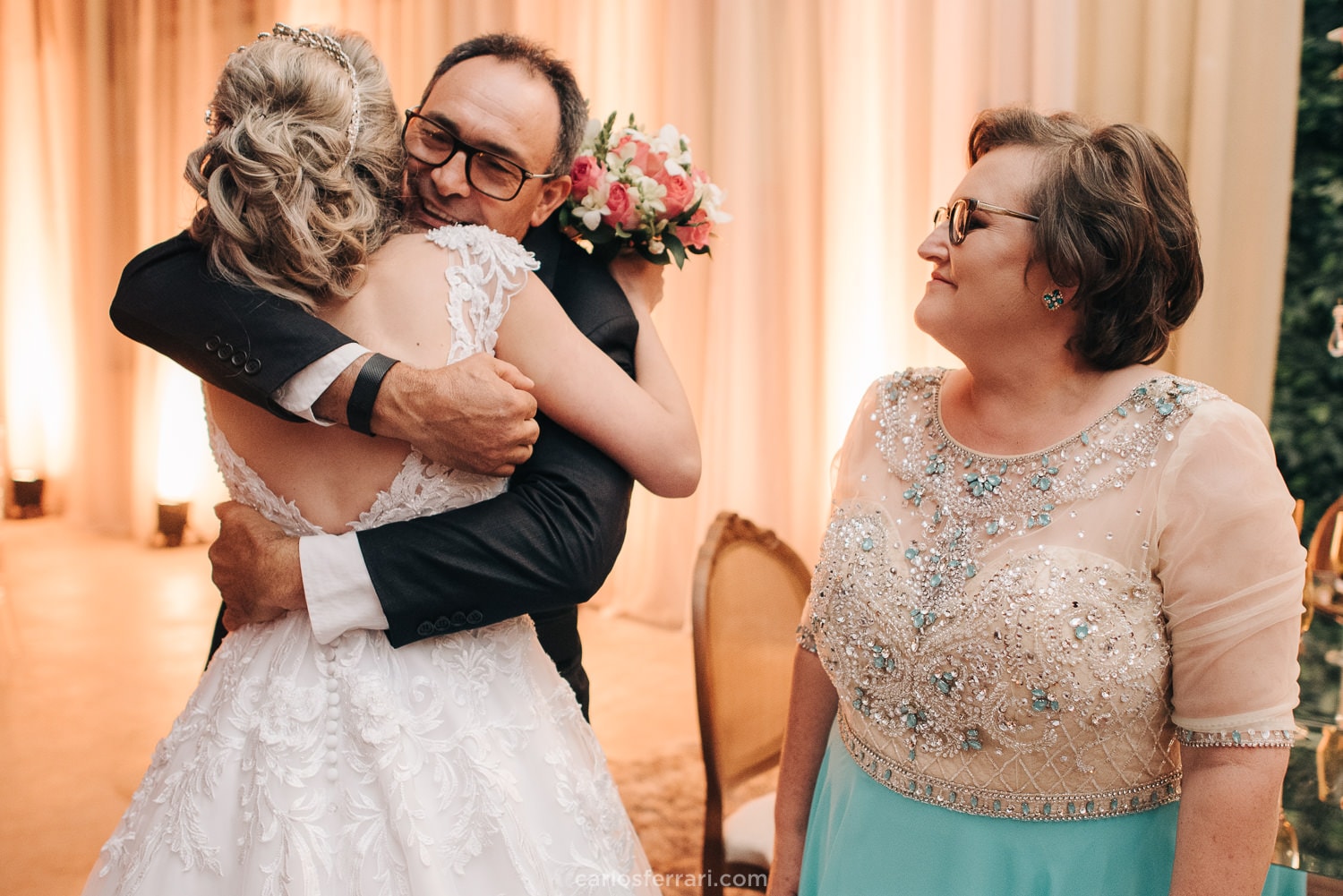 carlosferrari-fotografia-casamento-ao-ar-livre-serragaucha-brunaemateus-fotosdiferentes-espontaneas_86