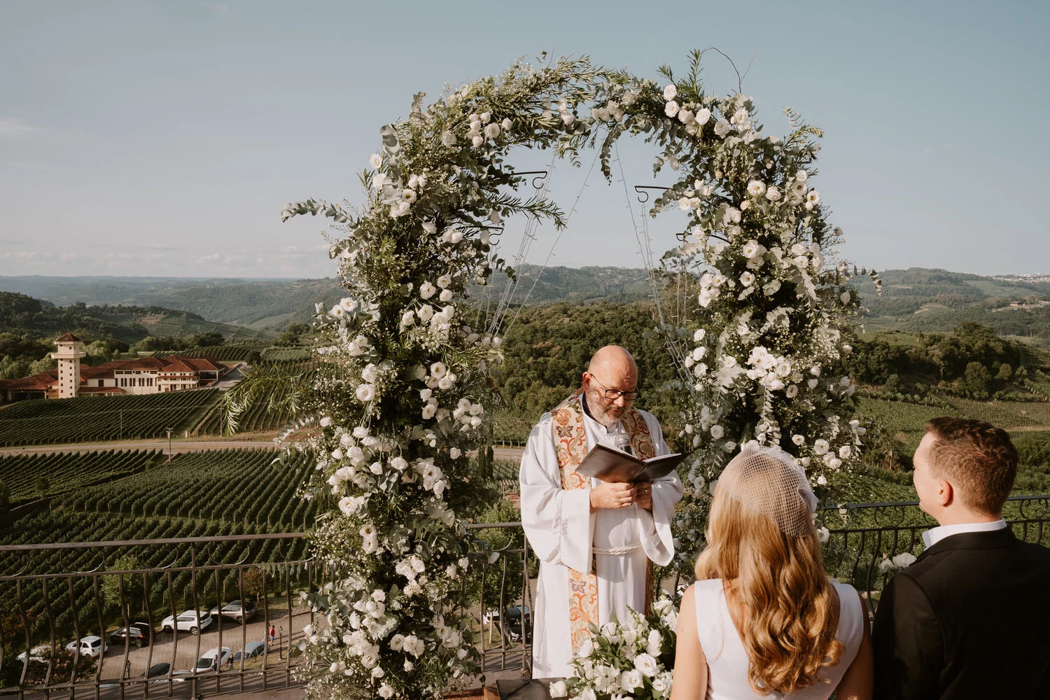 casamento-spa-do-vinho-bento-goncalves-serra-gaucha-carlosferrari-fotografia-gabriela-e-cesar-5