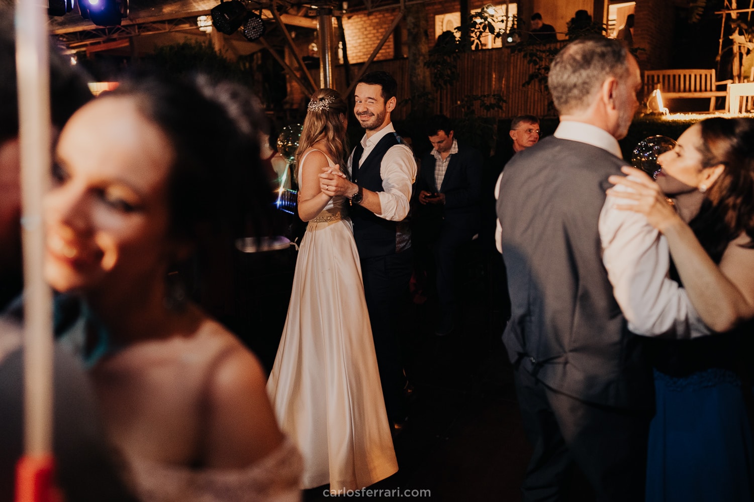 carlosferrari-fotografia-casamento-ao-ar-livre-pousada-villa-tuiuty-daniel-e-marina-bento-goncalves-serra-gaucha-vale-dos-vinhedos-rs_227