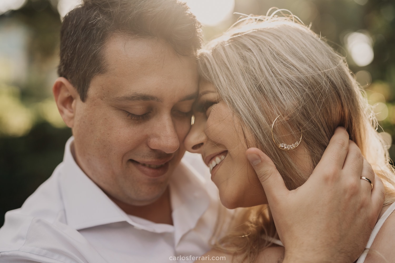 carlosferrari-fotografia-ensaio-pre-casamento-gramado-serragaucha-dienifer-e-pedro-lago-negro-fotografo-em-gramado_14