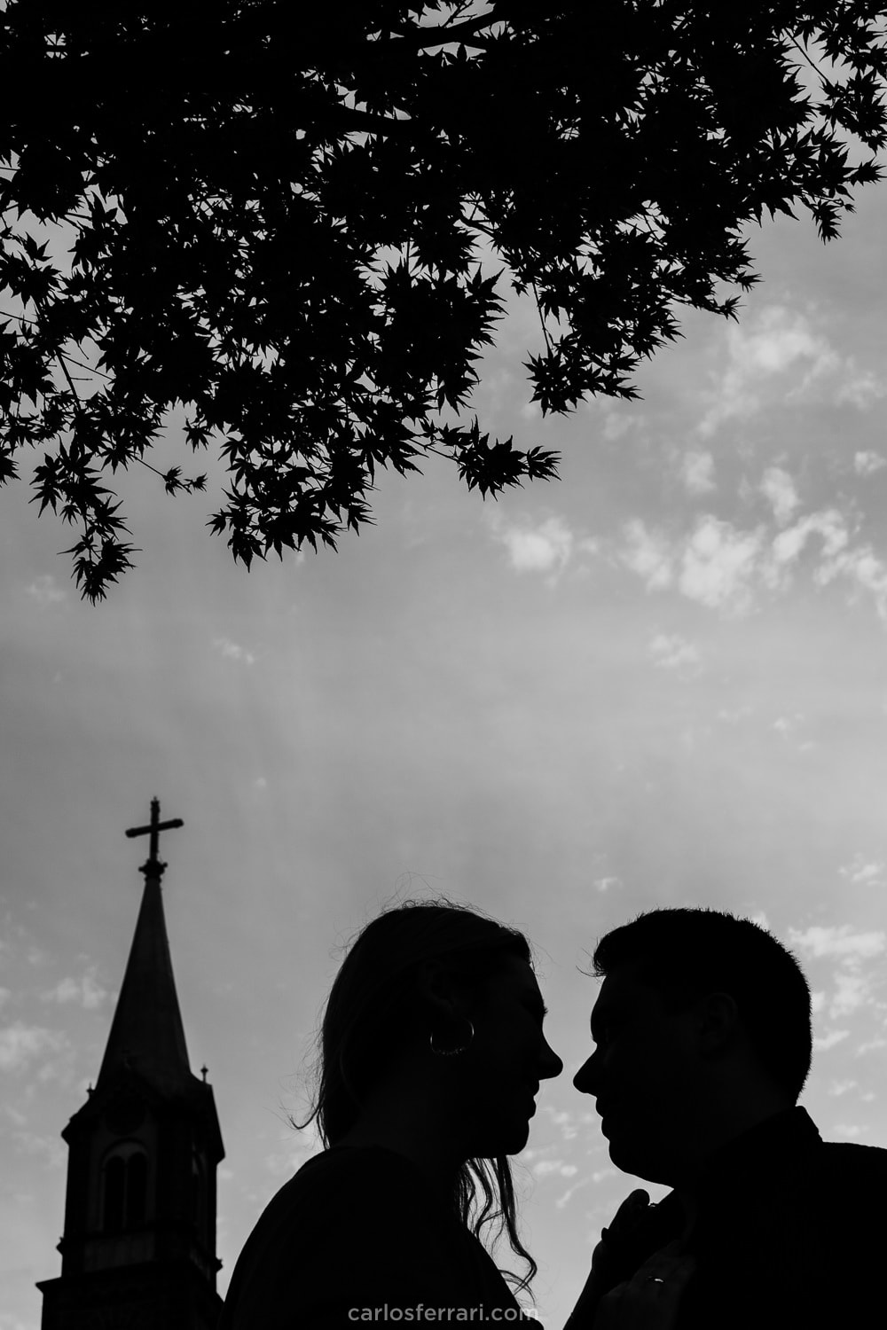 carlosferrari-fotografia-ensaio-pre-casamento-gramado-serragaucha-dienifer-e-pedro-lago-negro-fotografo-em-gramado_18