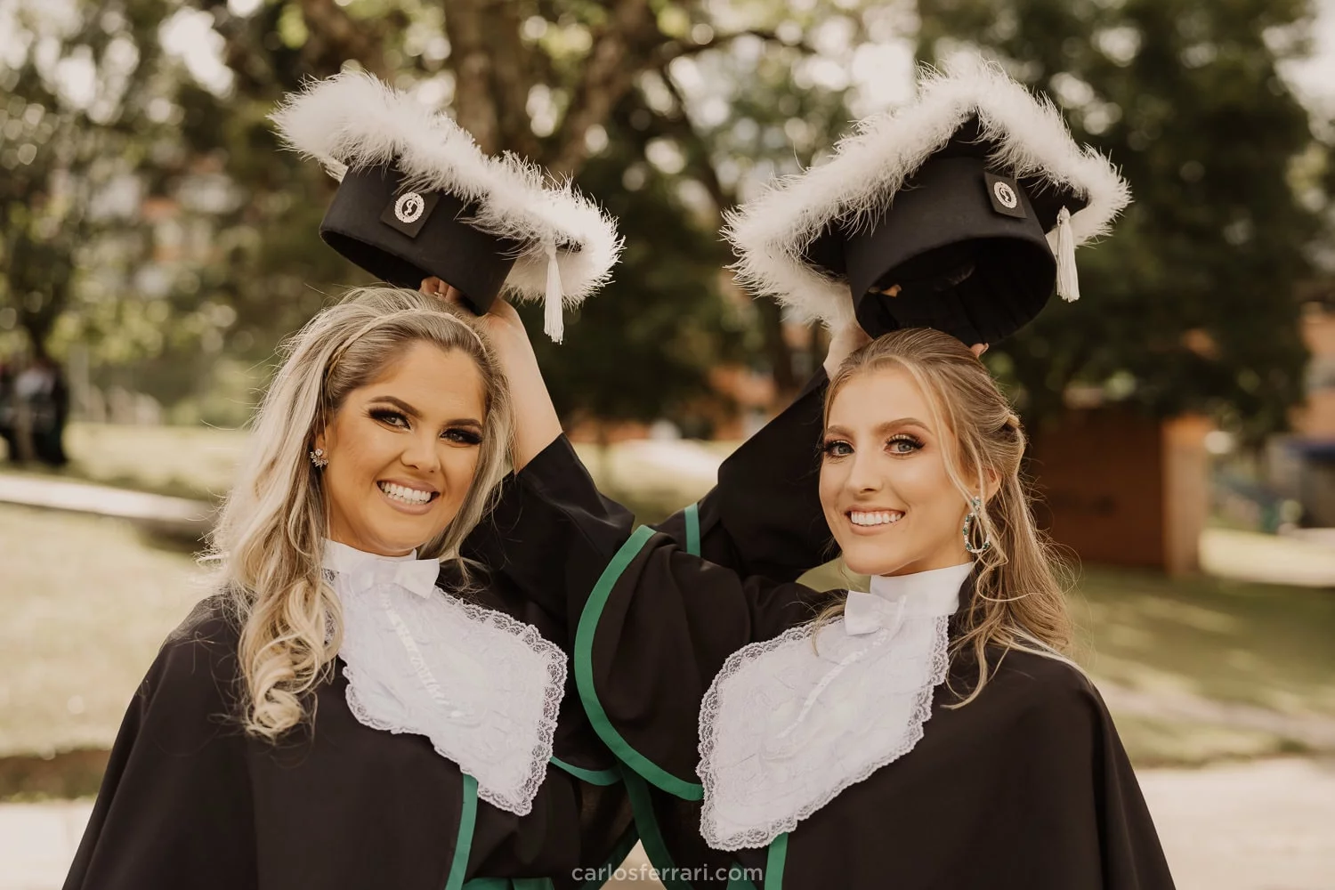 carlosferrari-fotografia-formatura-medicina-ucs-caxias-cinara-e-camila-cafe-de-la-musique-caxias-festa-de-formatura_6