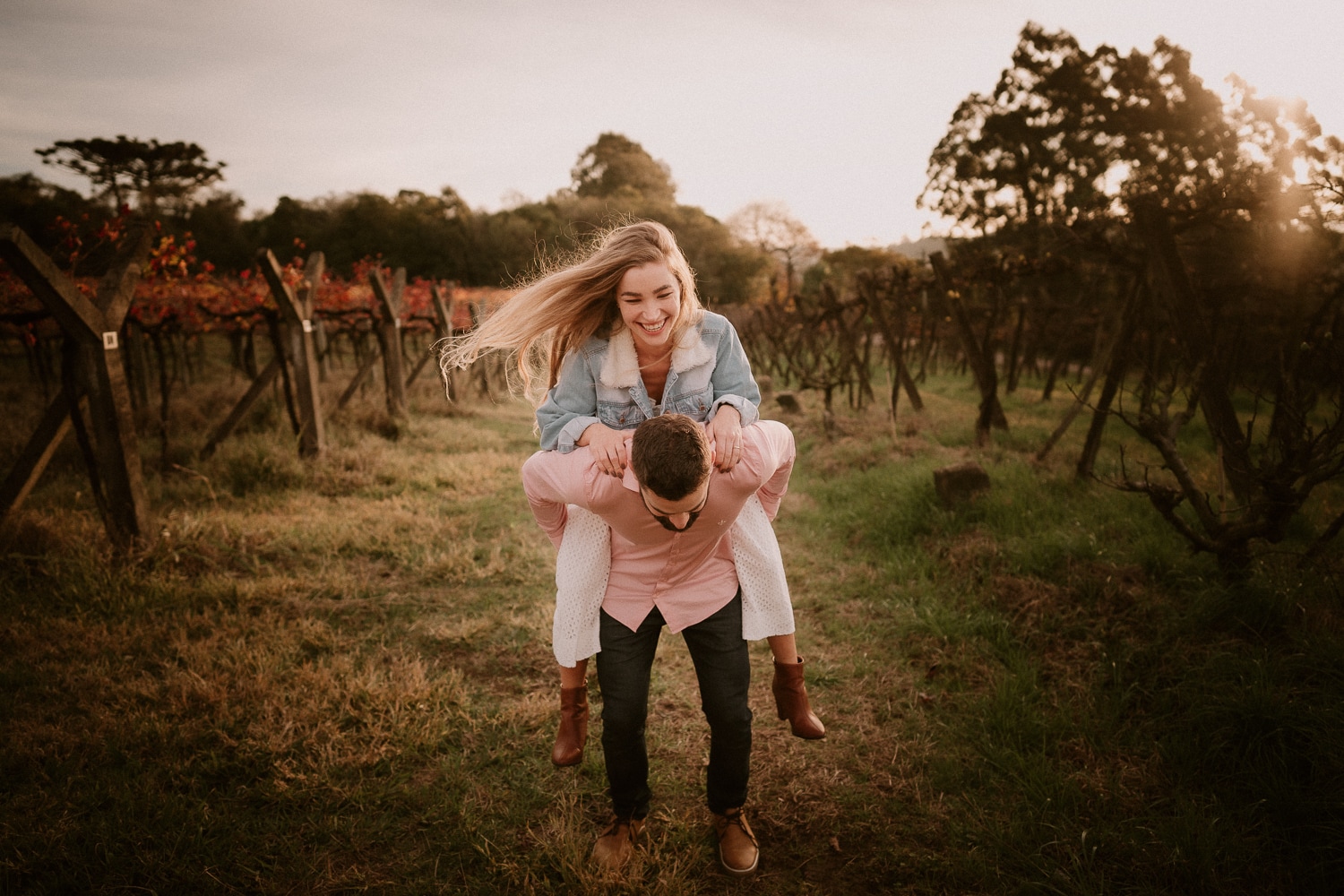 carlosferrari-fotografia-ensaio-pre-casamento-izadoraemarcelo-vinicola-don-giovanni-vinicola-cave-geisse-vale-dos-vinhedos-bento-goncalves-rs_24