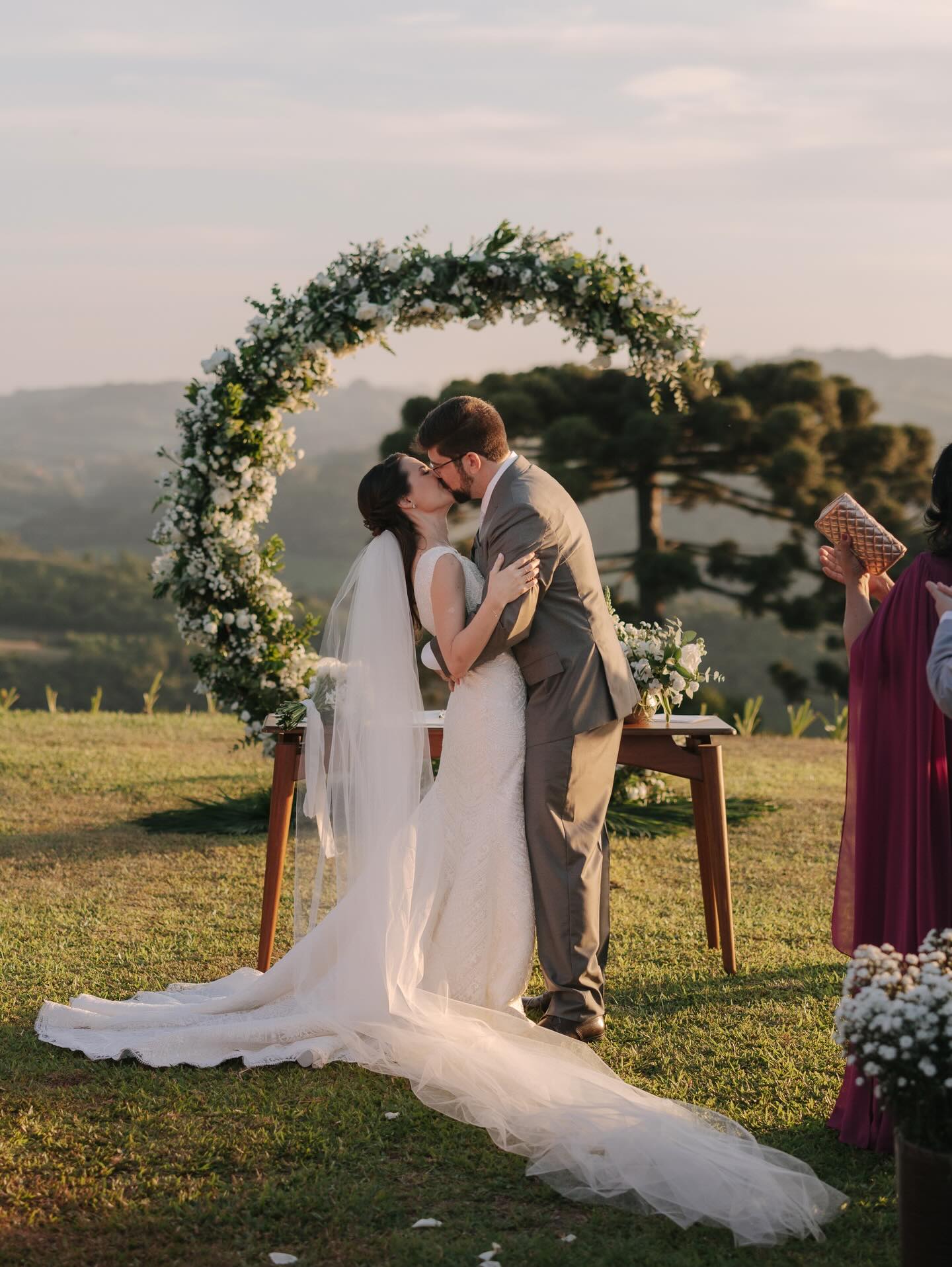 casamento-vale-dos-vinhedos-serra-gaucha-caroline-e-gabriel-carlosferrari-fotografia-13